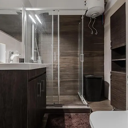 아파트 Magda's Place In