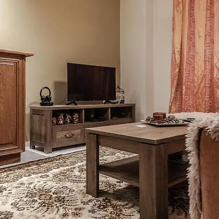 Magda's Place In Apartment